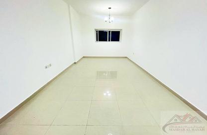 Apartment - 1 Bedroom - 2 Bathrooms for rent in Muwaileh 29 Building - Muwaileh - Sharjah
