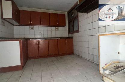 Apartment - 2 Bedrooms - 3 Bathrooms for rent in Al Majaz Pearl - Al Majaz 2 - Al Majaz - Sharjah Apartment - 2 Bedrooms - 3 Bathrooms for rent in Al Majaz Pearl - Al Majaz 2 - Al Majaz - Sharjah