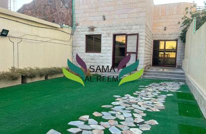 Villa - 3 Bedrooms - 3 Bathrooms for rent in Umm Suqeim 1 Villas - Umm Suqeim 1 - Umm Suqeim - Dubai