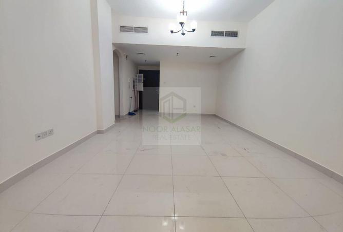 128848405 - Property Image 2