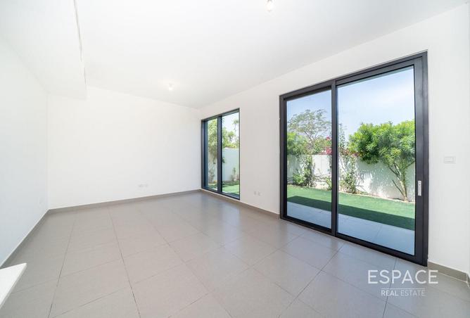85330121 - Property Image 2