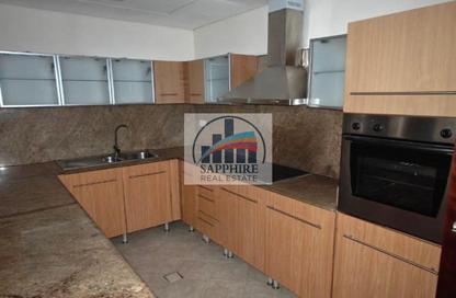 Apartment - 3 Bedrooms - 3 Bathrooms for rent in Emaar Tower A - Emaar Towers - Deira - Dubai Apartment - 3 Bedrooms - 3 Bathrooms for rent in Emaar Tower A - Emaar Towers - Deira - Dubai