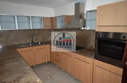 Apartment - 3 Bedrooms - 3 Bathrooms for rent in Emaar Tower A - Emaar Towers - Deira - Dubai Apartment - 3 Bedrooms - 3 Bathrooms for rent in Emaar Tower A - Emaar Towers - Deira - Dubai