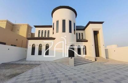 Villa - 5 Bedrooms - 7+ Bathrooms for rent in Madinat Al Riyad - Abu Dhabi