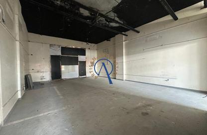 Shop - Studio for rent in Zabeel Building - Al Karama - Bur Dubai - Dubai
