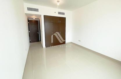 Apartment - 1 Bedroom - 2 Bathrooms for rent in Burooj Views - Marina Square - Al Reem Island - Abu Dhabi
