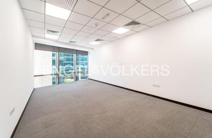 Office Space - Studio - 1 Bathroom for rent in North Tower - Emirates Financial Towers - DIFC - Dubai