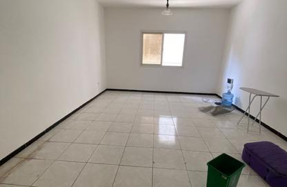 Apartment - Studio - 1 Bathroom for rent in Al Majaz 2 - Al Majaz - Sharjah