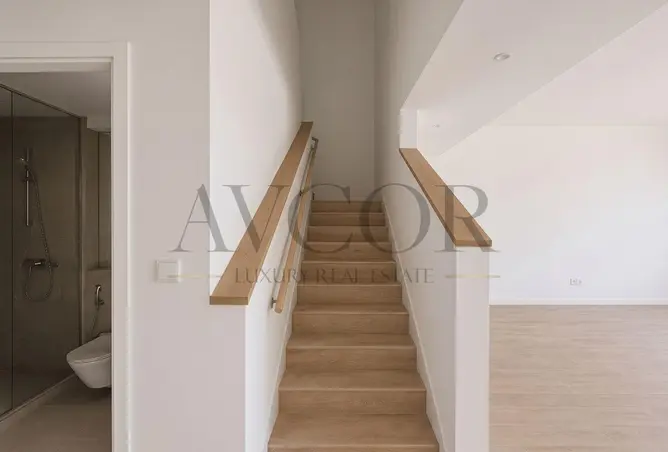 130223555 - Property Image 2
