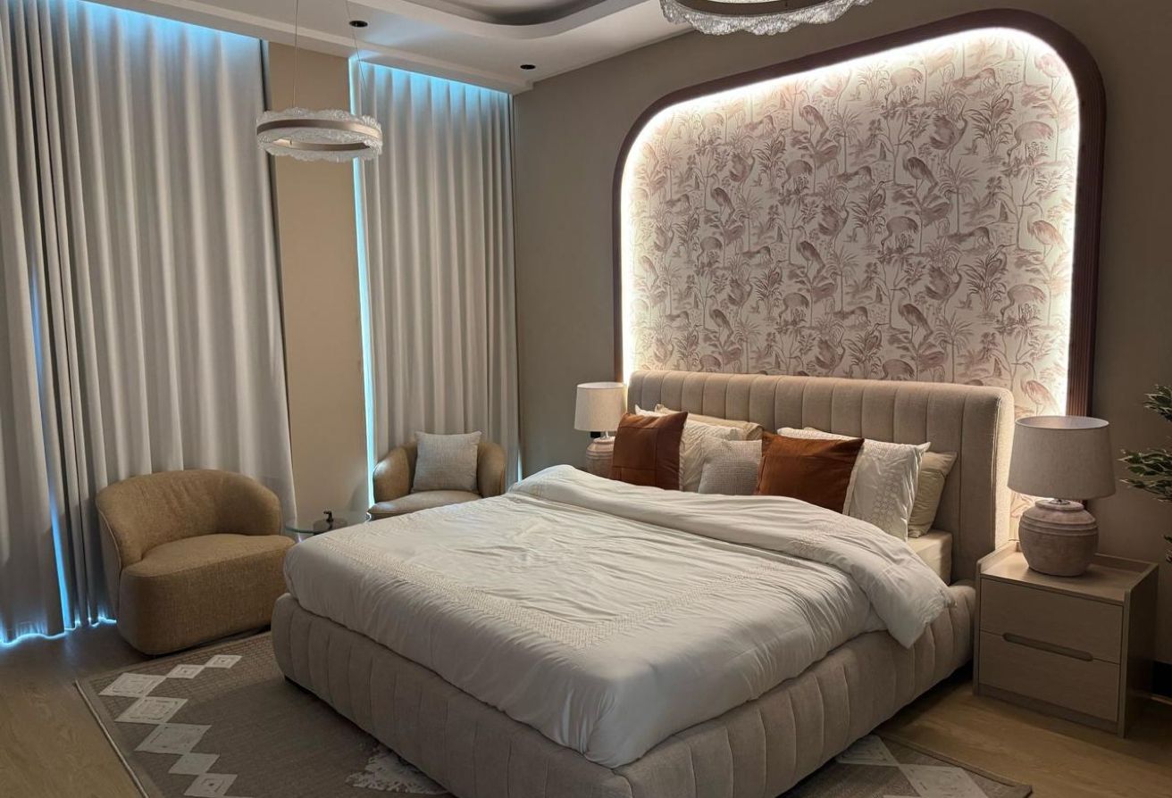 Luxury 1 Bedroom | Near Burj Khalifa | Canal View