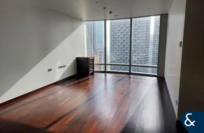 Apartment - 1 Bedroom - 2 Bathrooms for rent in Burj Khalifa Zone 2B - Burj Khalifa Area - Downtown Dubai - Dubai