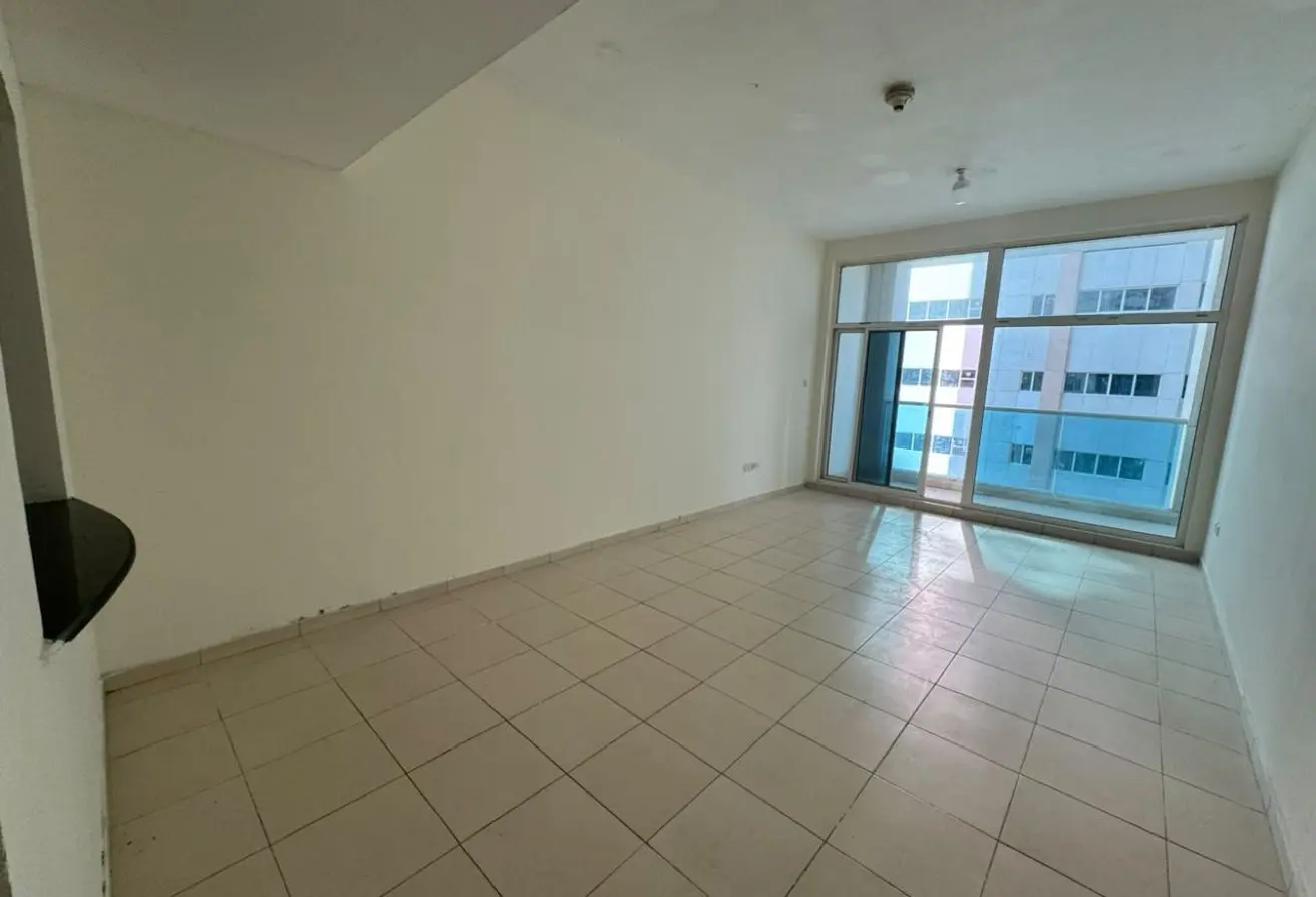 163274062 - Property Main Image