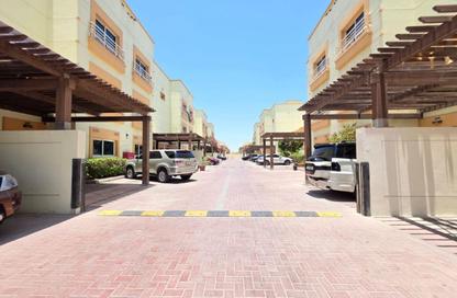 Villa - 5 Bedrooms - 6 Bathrooms for rent in Mirdif Villas - Mirdif - Dubai Villa - 5 Bedrooms - 6 Bathrooms for rent in Mirdif Villas - Mirdif - Dubai