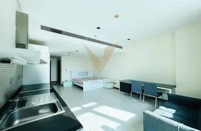 Apartment - 1 Bathroom for rent in Liberty House - DIFC - Dubai