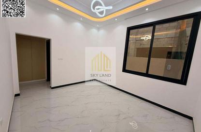 Villa - 5 Bedrooms - 7 Bathrooms for sale in Al Yasmeen 1 - Al Yasmeen - Ajman