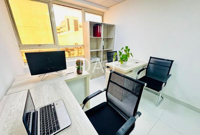 104689100 - Property Image 3
