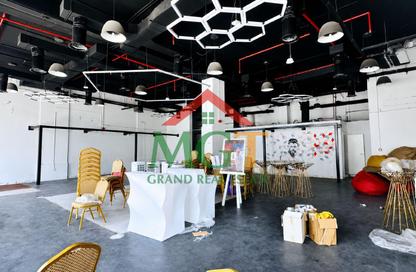 Retail - Studio - 3 Bathrooms for rent in Vincitore Boulevard 3 - Vincitore Boulevard - Arjan - Dubai Retail - Studio - 3 Bathrooms for rent in Vincitore Boulevard 3 - Vincitore Boulevard - Arjan - Dubai