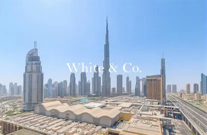 Apartment - 3 Bedrooms - 3 Bathrooms for sale in Vida Dubai Mall Tower 1 - Vida Residences Dubai Mall - Downtown Dubai - Dubai