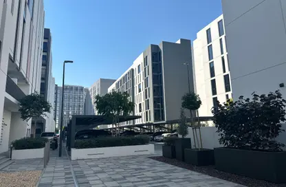 شقة - غرفة نوم - 2 حمامات للبيع في ذا لينك - إيست فييليدج - الجادة - الشارقة