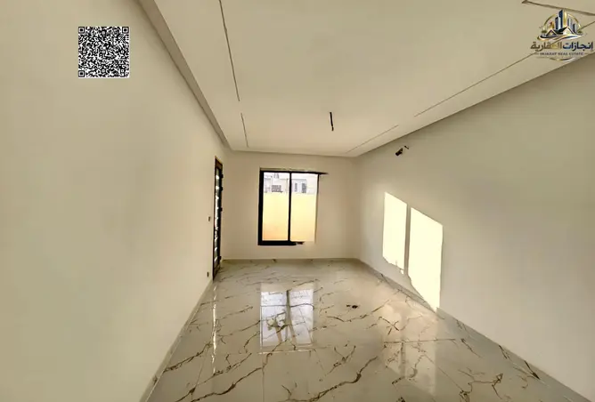 153740715 - Property Image 3