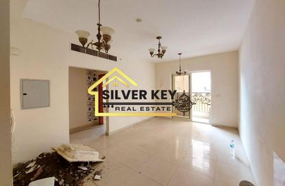 Apartment - 1 - 2 for rent in Abu Shagara building - Abu shagara - Sharjah