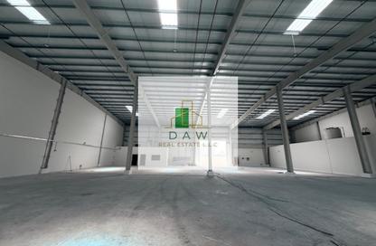 Warehouse - Studio - 1 Bathroom for rent in Umm Al Thuoob - Umm Al Quwain