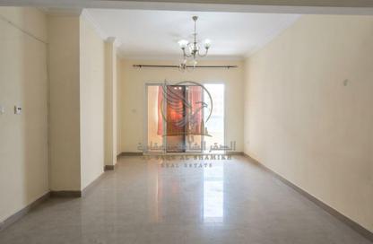 Apartment - 2 - 3 for rent in Al Qulaya'ah - Al Sharq - Sharjah Apartment - 2 - 3 for rent in Al Qulaya'ah - Al Sharq - Sharjah