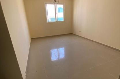 Apartment - 2 Bedrooms - 2 Bathrooms for rent in Al Mujarrah - Al Sharq - Sharjah