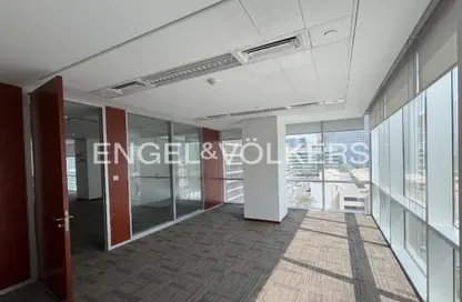 Office Space - Studio - 1 Bathroom for rent in Emaar Business Park Building 1 - Emaar Business Park - Sheikh Zayed Road - Dubai