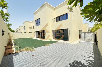 Villa - 4 - 5 for rent in Nad Al Sheba Villas - Nad Al Sheba 3 - Nad Al Sheba - Dubai