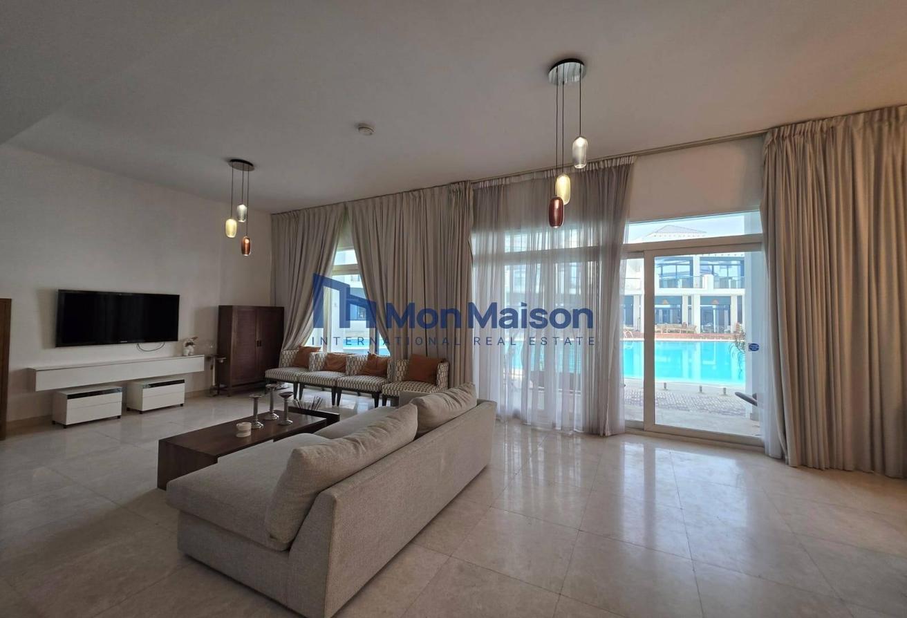 FULLY FURNISHED | SPACIOUS LIVING AREA | POOL VIEW photo 3