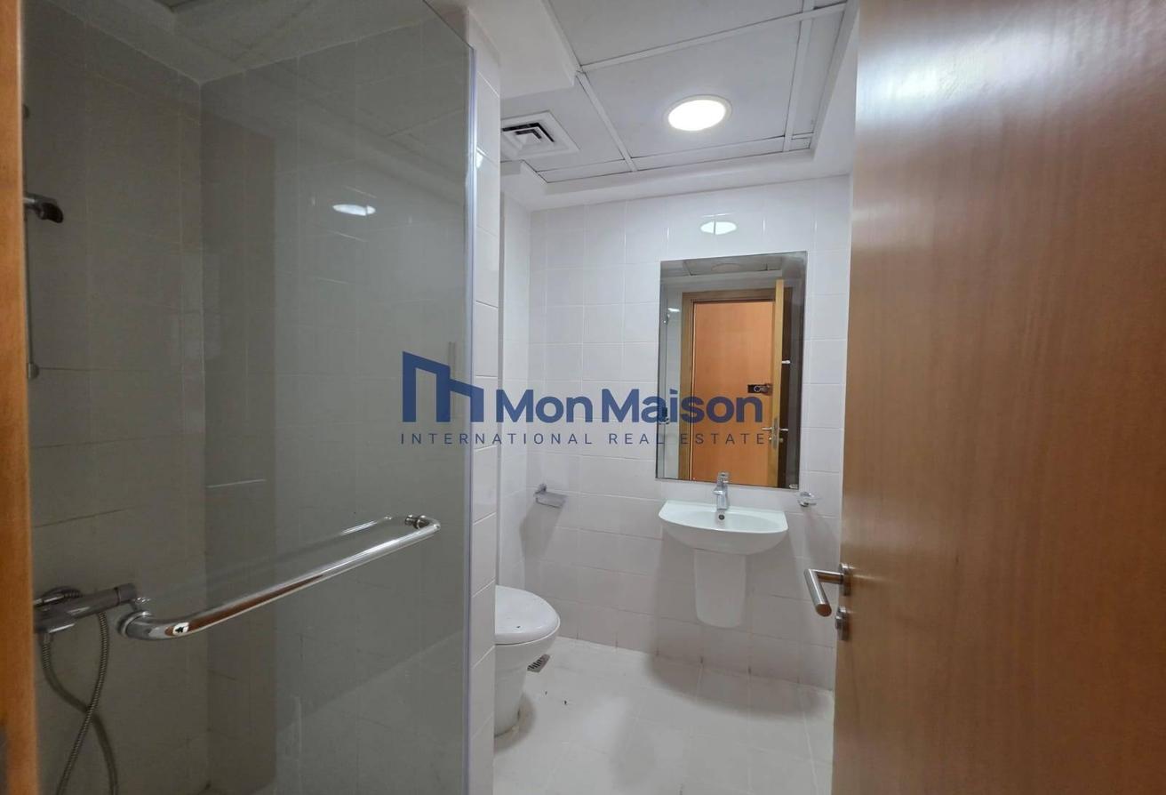 FULLY FURNISHED | SPACIOUS LIVING AREA | POOL VIEW photo 14