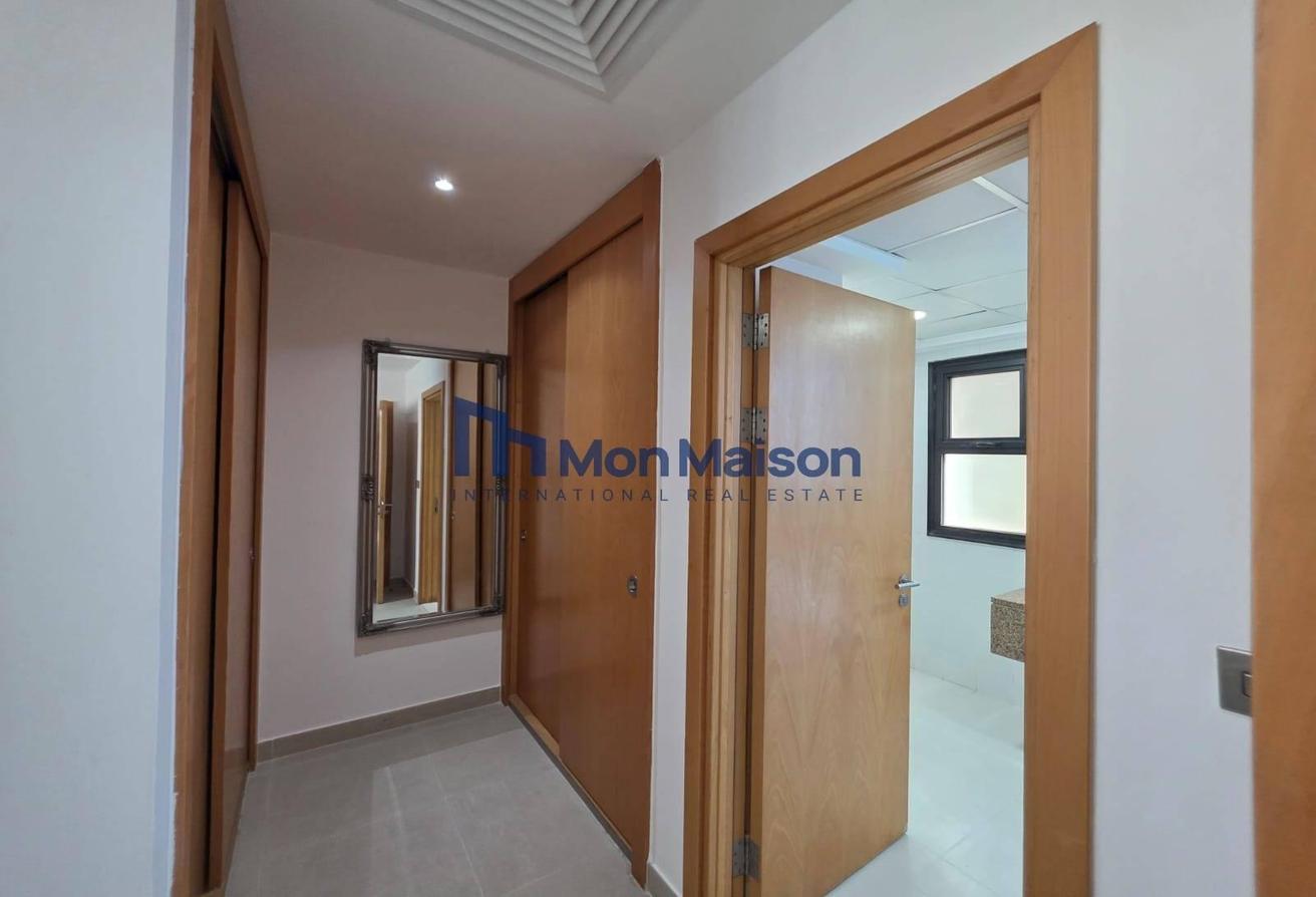 FULLY FURNISHED | SPACIOUS LIVING AREA | POOL VIEW photo 17
