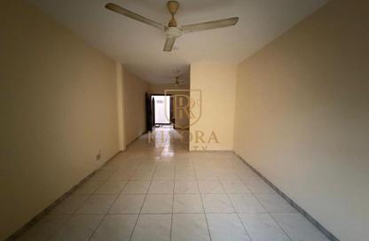 Office Space - Studio - 1 for rent in Al Muteena - Deira - Dubai Office Space - Studio - 1 for rent in Al Muteena - Deira - Dubai