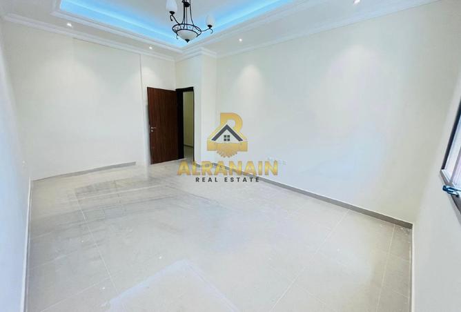 Clean 2Br l Shaded Parking l Elevator