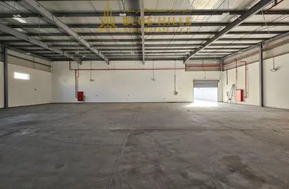 مستودع - استوديو - 1 حمام للايجار في مجمع دبي للاستثمار 2 - مجمع دبي للاستثمار - دبي