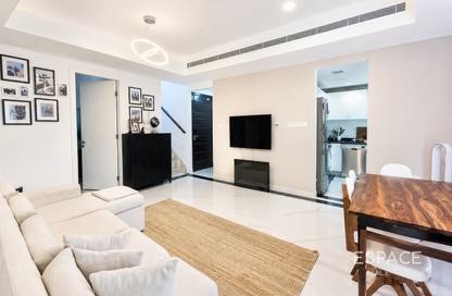 Villa - 3 Bedrooms - 2 Bathrooms for rent in Springs 3 - The Springs - Dubai