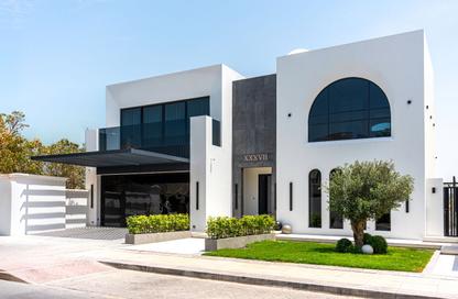 Villa - 6 Bedrooms - 7 Bathrooms for sale in Garden Homes Frond E - Garden Homes - Palm Jumeirah - Dubai