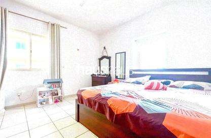 Apartment - 2 Bedrooms - 2 Bathrooms for sale in Al Thayyal 2 - Al Thayyal - Greens - Dubai