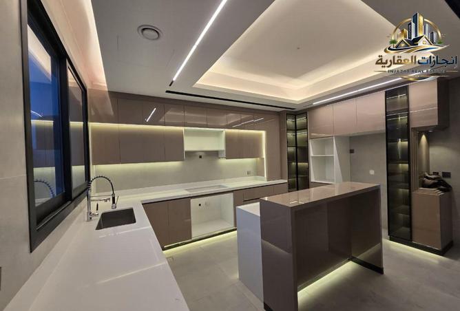 111403606 - Property Image 2