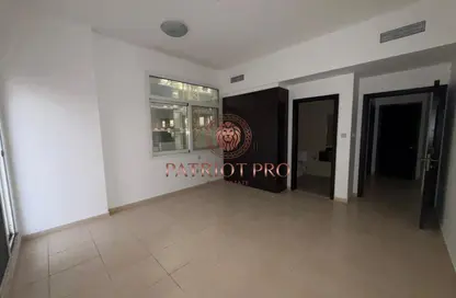 Apartment - 1 Bedroom - 2 Bathrooms for rent in Shams - Queue Point - Liwan - Dubai
