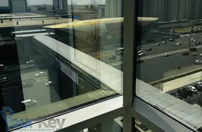 مكتب - استوديو - 1 حمام للايجار في فندق فيرمونت - شارع الشيخ زايد - دبي