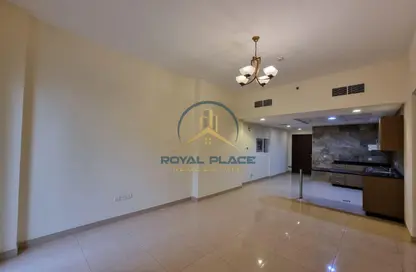 شقة - 2 غرف نوم - 3 حمامات للايجار في 1 فورديركشن رزدنس - مجمع دبي ريزيدنس - دبي لاند - دبي