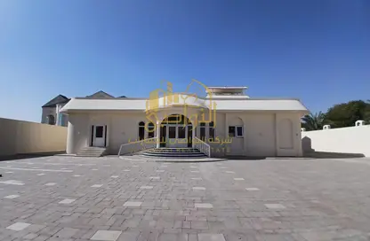 فيلا - 4 غرف نوم - 4 حمامات للايجار في زاخر - العين