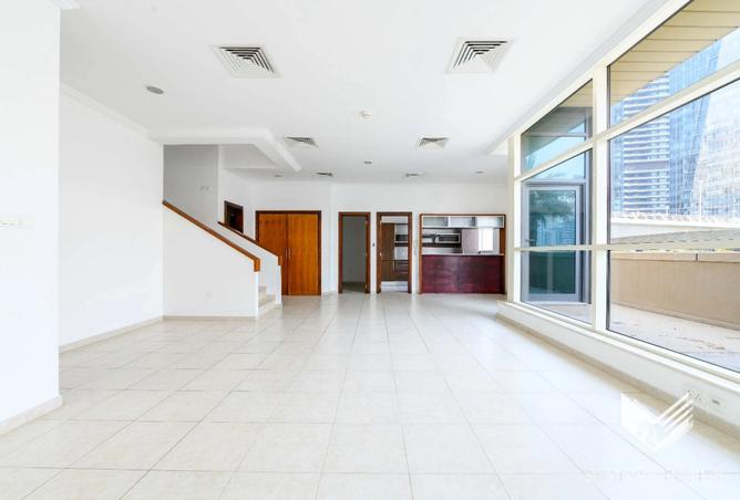 135605093 - Property Image 3