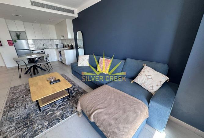 1br with 1 bath | Furnished | Community View photo 3