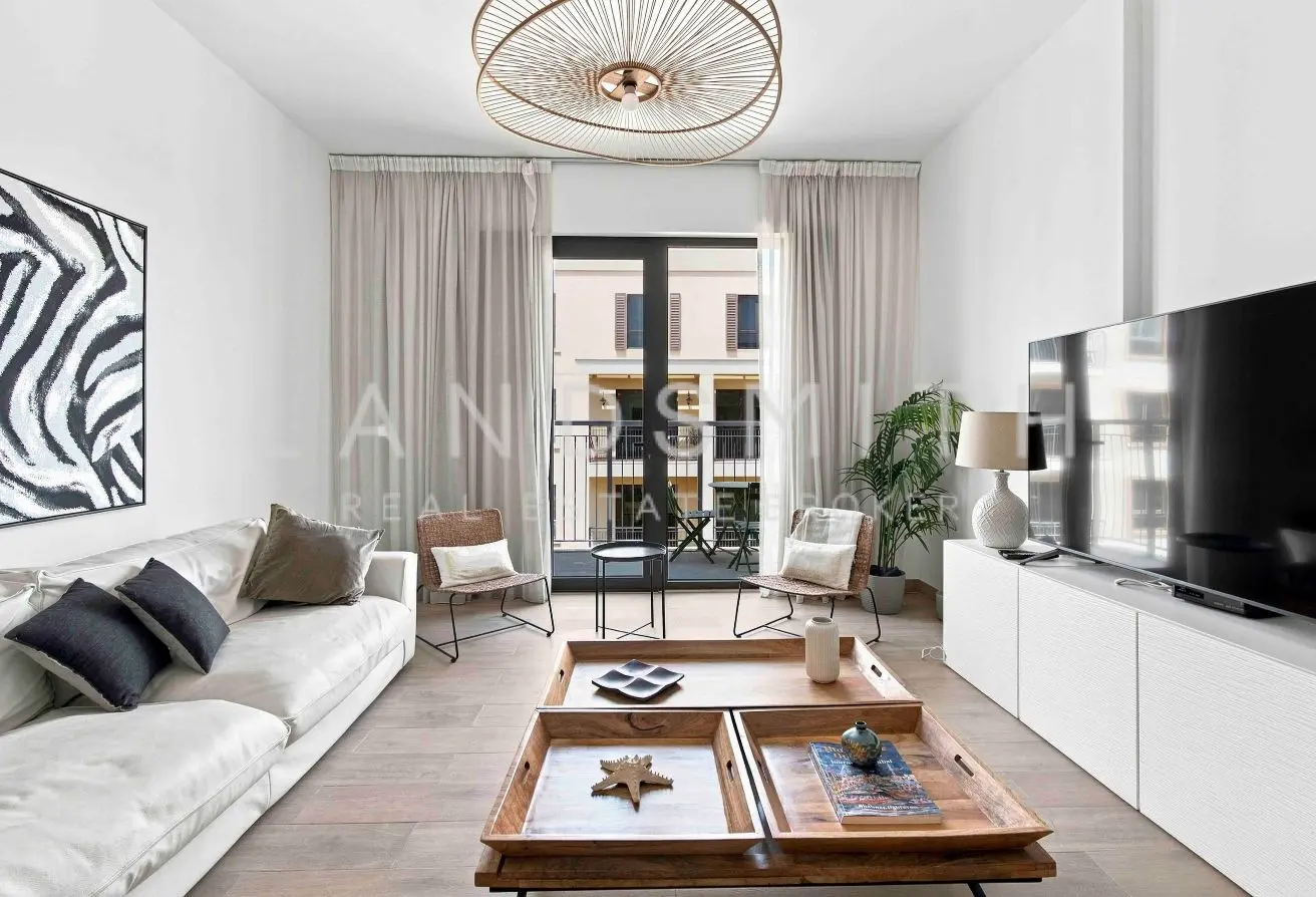 141436946 - Property Main Image