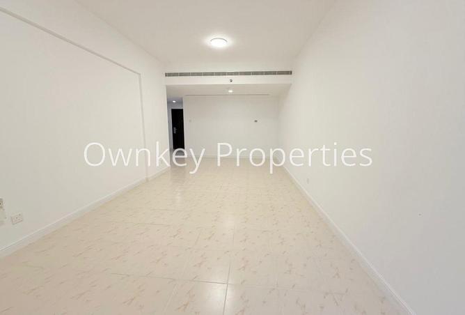 67440963 - Property Image 2