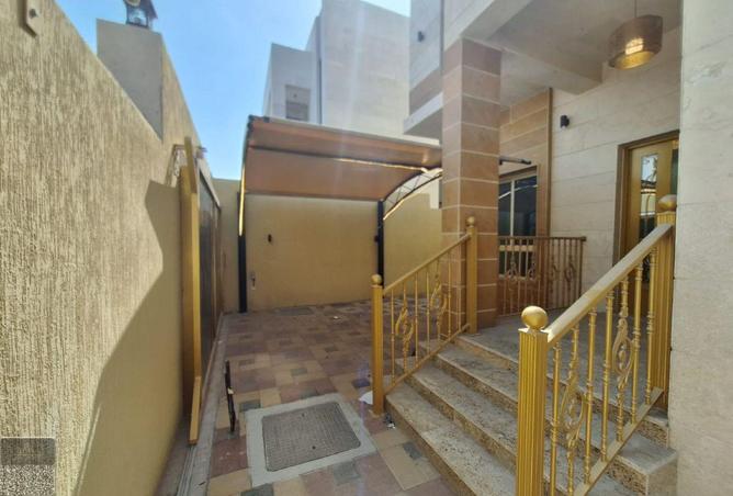 62477973 - Property Image 3