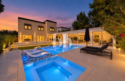 Villa - 3 - 5 for rent in District 5 - Jumeirah Park - Dubai